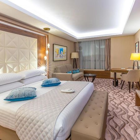 Az Hotels Grand Oran Es Senia Eksteriør bilde