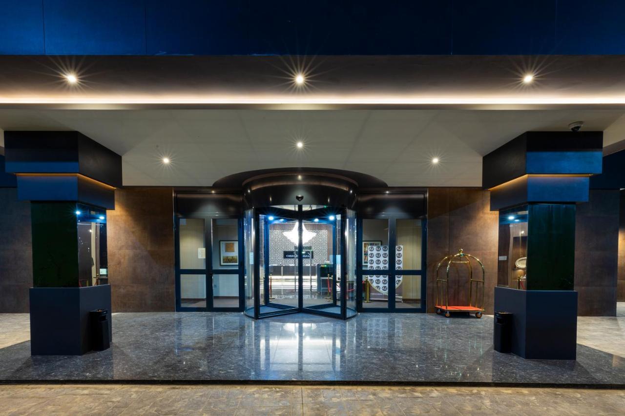 Az Hotels Grand Oran Es Senia Eksteriør bilde