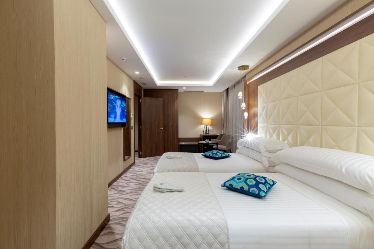 Az Hotels Grand Oran Es Senia Eksteriør bilde