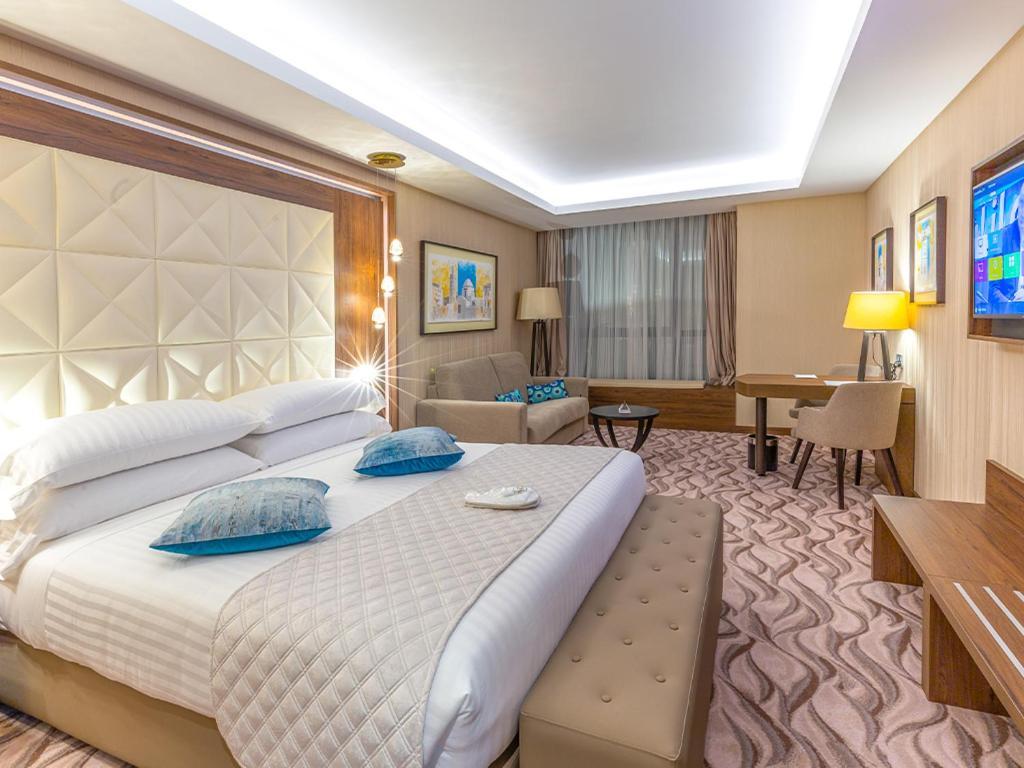 Az Hotels Grand Oran Es Senia Eksteriør bilde